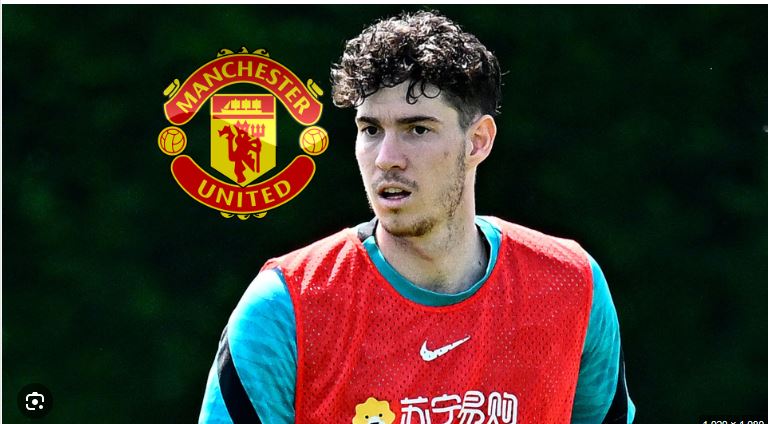 Bastoni đang trong tầm ngắm của MU
